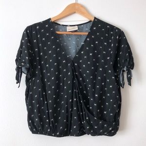 Cropped Tie Sleeve Blouse
